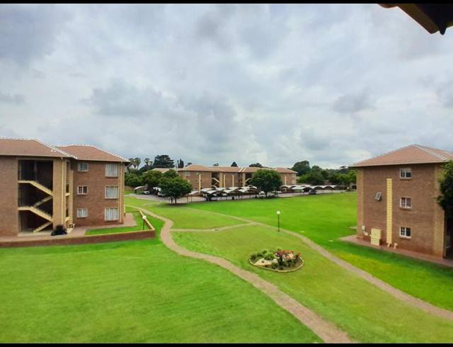 3 BEDROOM APARTMENT FOR SALE IN VALHALLA